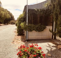 The Olde Devonshire House - Accommodation Gladstone
