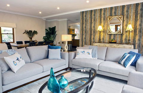 The Orange Fox - Accommodation Gladstone 1