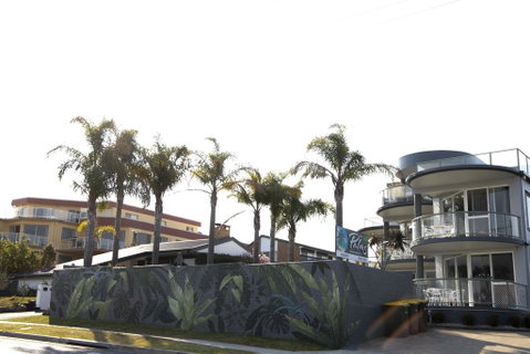 The Palms Apartments - Accommodation Gladstone 3