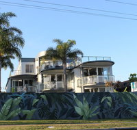 The Palms Apartments - Accommodation Gladstone