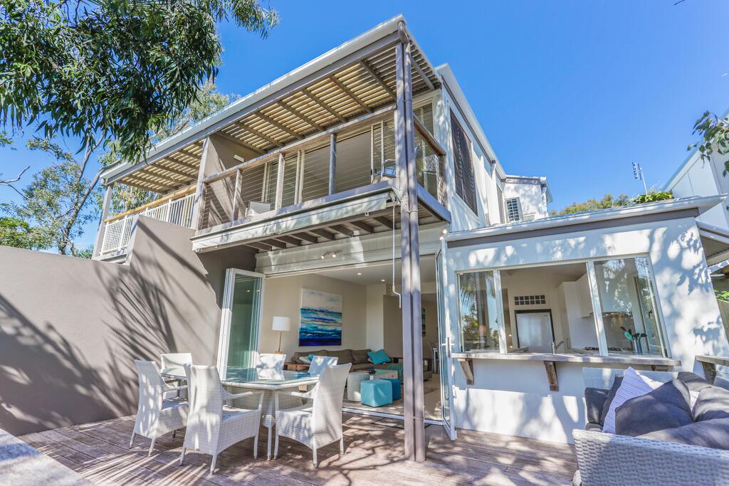 Sunshine Beach QLD Accommodation Gladstone