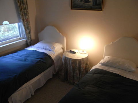 The Pelican Bed And Breakfast - Accommodation Gladstone 2
