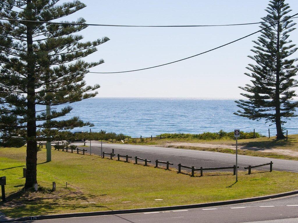 Beecroft Peninsula NSW Accommodation Gladstone