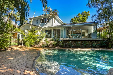 The Perfect Pet Friendly Escape, Sunshine Beach - Accommodation Gladstone 0
