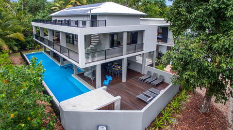 The Port Douglas Beach House - Accommodation Gladstone 3