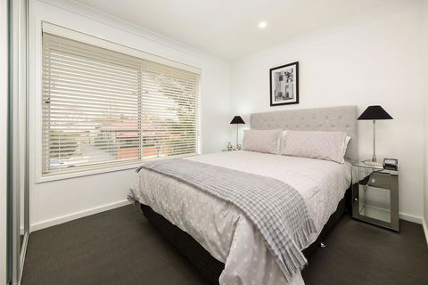 The Provincial - Central & Sophisticated - Accommodation Gladstone 1