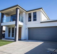 The Races Complex - Accommodation Gladstone