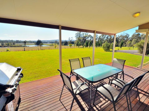 The Residence @ Elbourne Wines - Accommodation Gladstone 2