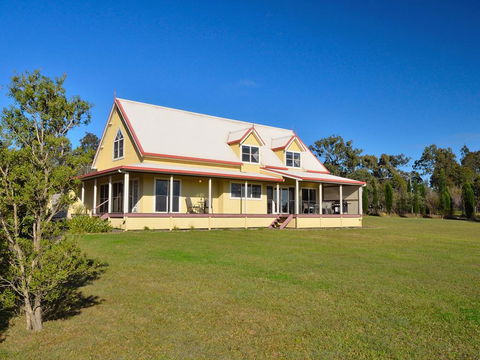 The Residence @ Elbourne Wines - Accommodation Gladstone 0