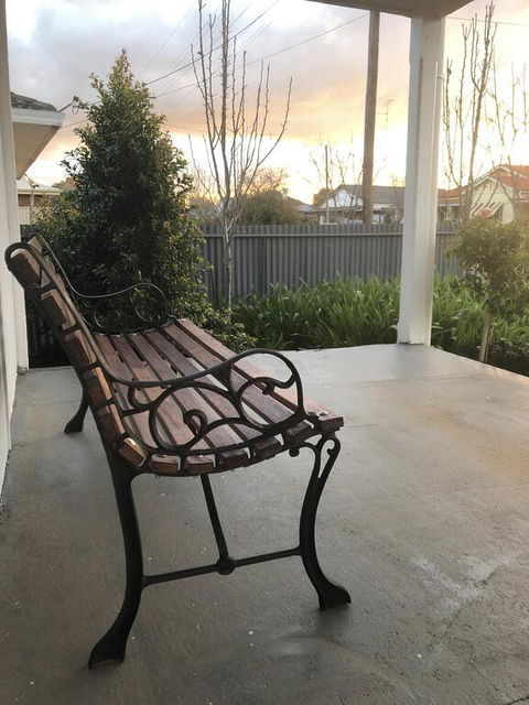 The Rested Guest 3 Bedroom Cottage West Wyalong - Accommodation Gladstone 2