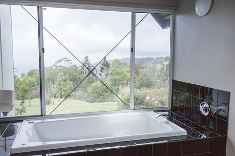 The Retreat Tamborine Mountain - Accommodation Gladstone 1