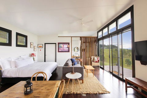 The Ridge Eco-Cabin A Secret Place To Slow Down - Accommodation Gladstone 2