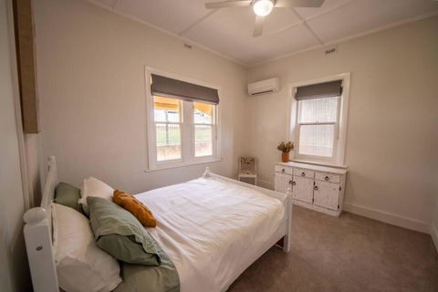 The River Block - Accommodation Gladstone 1