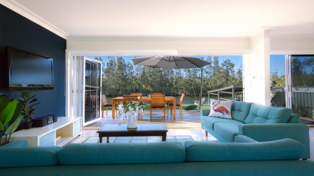Beecroft Peninsula NSW Accommodation Gladstone