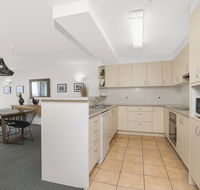 The Rocks Resort Unit 8G - Accommodation Gladstone