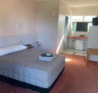 The Royal Motel - Accommodation Gladstone