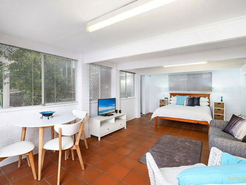 The Secret Garden - 7a Cadell St - Accommodation Gladstone 0