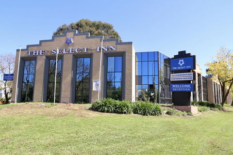 The Select Inn Penrith - Accommodation Gladstone 0