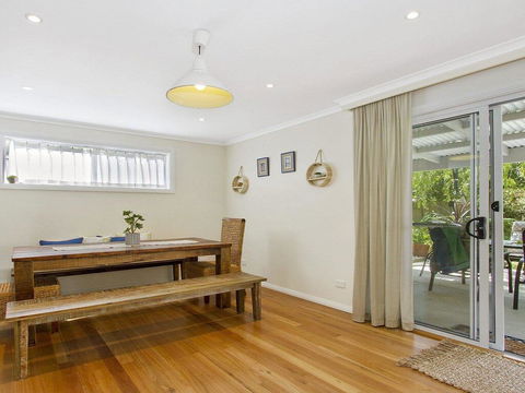 The Shabby Shell - Fresh And Inviting - Accommodation Gladstone 1