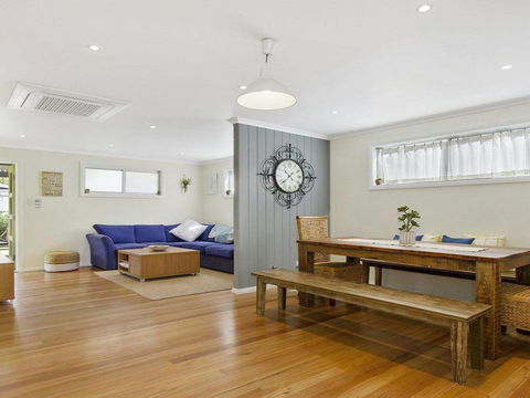 The Shabby Shell - Fresh And Inviting - Accommodation Gladstone 2