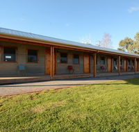 The Silverton Hotel - Accommodation Gladstone