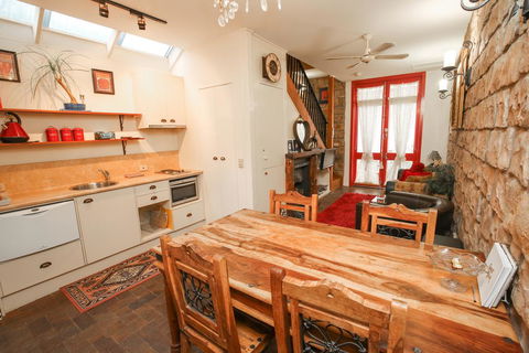 The Stable On Olive - Accommodation Gladstone 1