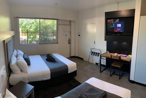 The Stuart Hotel-Motel - Accommodation Gladstone 0