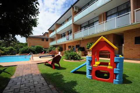 The Tahitian Holiday Apartments - Accommodation Gladstone 1