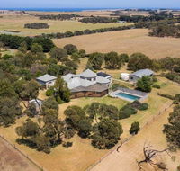 The Track House - Accommodation Gladstone