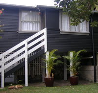 The Tree House 6 Gowing Street - Accommodation Gladstone