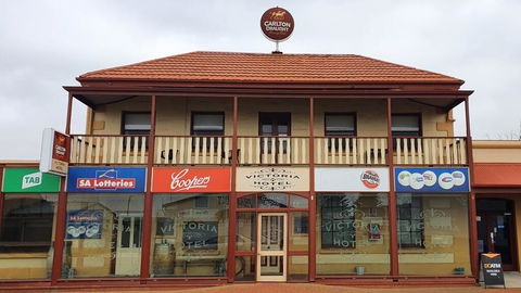 The Victoria Hotel - Accommodation Gladstone 0