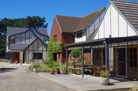 The View On Grossmans - Accommodation Gladstone 1