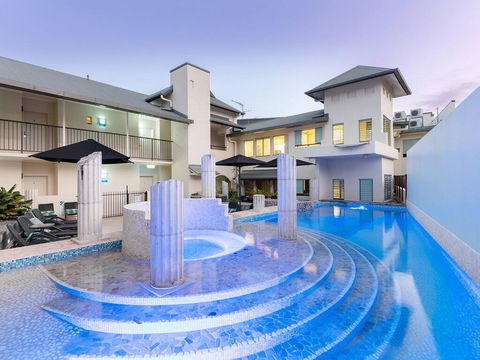 The Village 33 - Accommodation Gladstone 1