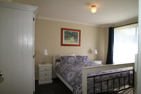 The Waterfront On Teal - Accommodation Gladstone 2