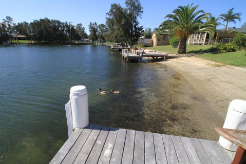 The Waterfront On Teal - Accommodation Gladstone 1