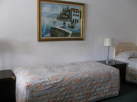 The Wayfarer Motel - Accommodation Gladstone 3