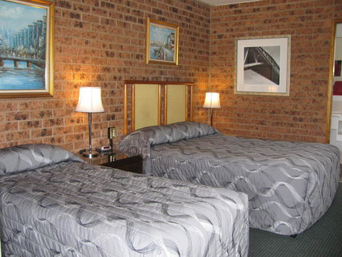 The Wayfarer Motel - Accommodation Gladstone 2