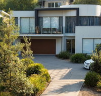 The White House Merimbula - Accommodation Gladstone