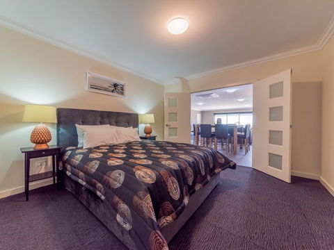 Thompson Ave Apartments - Accommodation Gladstone 1