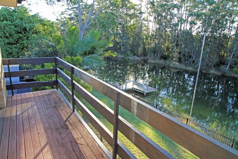 Thora Street Waterfront - Accommodation Gladstone 3