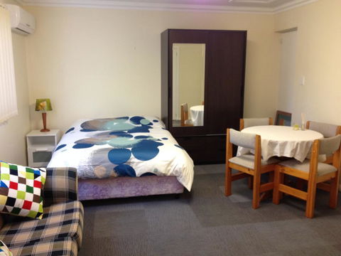 Thornleigh Garden View, Comfortable & Tranquil - Accommodation Gladstone 0