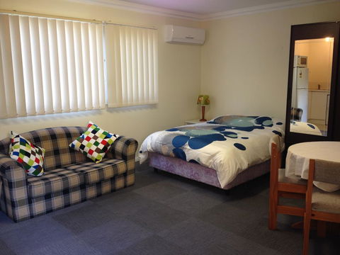 Thornleigh Garden View, Comfortable & Tranquil - Accommodation Gladstone 1