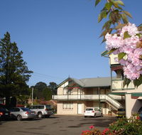 Three Explorers Motel - Accommodation Gladstone