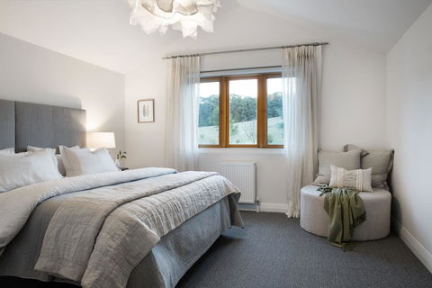 Three Paddocks - Accommodation Gladstone 2