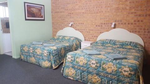 Tiaro Motor Inn - Accommodation Gladstone 0