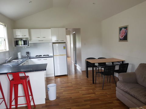 Timbertown Resort And Motel - Accommodation Gladstone 1