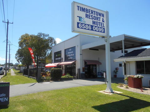 Timbertown Resort And Motel - Accommodation Gladstone 0