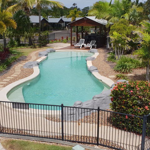 Tin Can Bay Marina Villas - Accommodation Gladstone 2