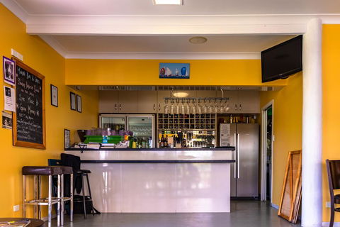 Tin Can Bay Marina Villas - Accommodation Gladstone 1