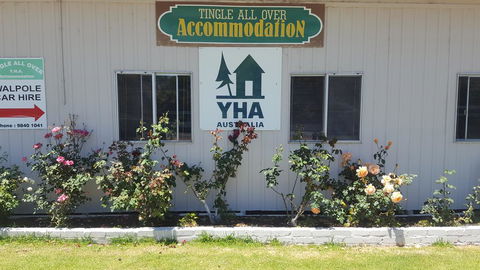Tingle All Over Budget Accommodation - Accommodation Gladstone 0